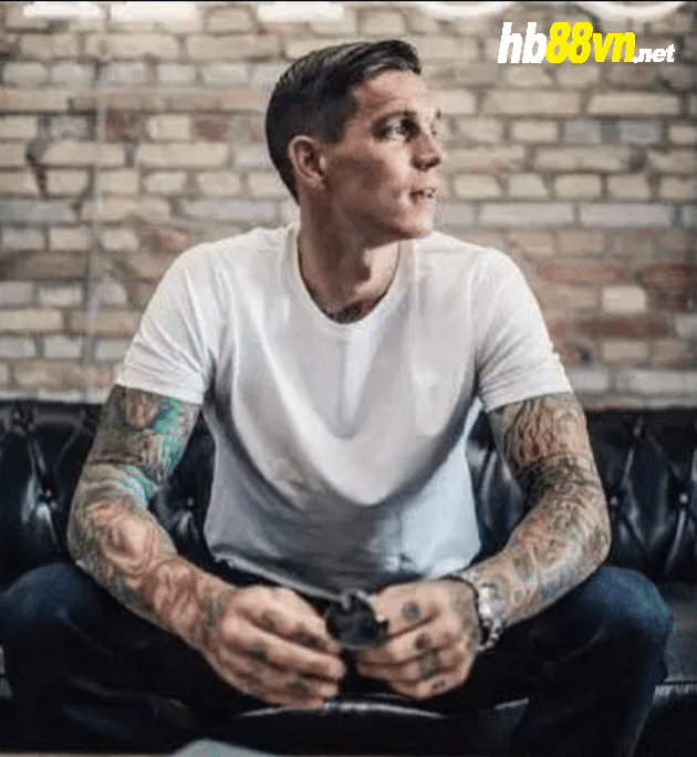 Liverpool hero Daniel Agger invested in tattoos and sewers - Bóng Đá