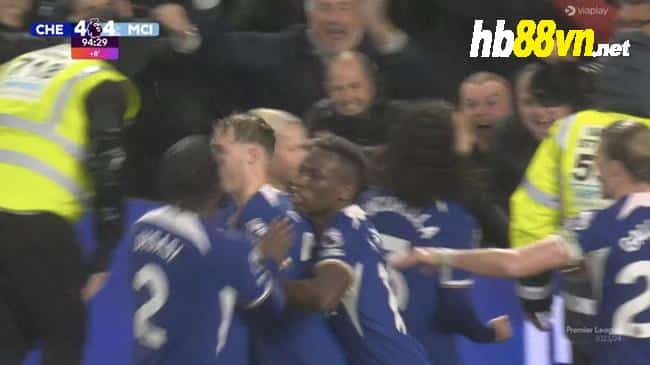 TRỰC TIẾP Chelsea 4-4 Man City (H2): Quả penalty gỡ hòa - Bóng Đá
