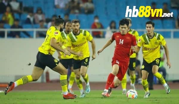 Review ĐT Việt Nam vs Dortmund - Bóng Đá