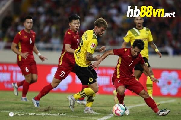 Lộ diện cái tên thay thế thầy Park; ĐT Việt Nam đắt giá nhất AFF Cup - Bóng Đá