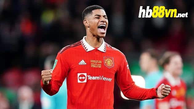 Marcus Rashford poses for touching family snaps in ‘This Is Home’ shoot after signing new £325k Man Utd contract - Bóng Đá